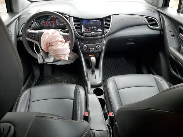 KL7CJPSB1MB313096 2021 CHEVROLET TRAX - Image 8