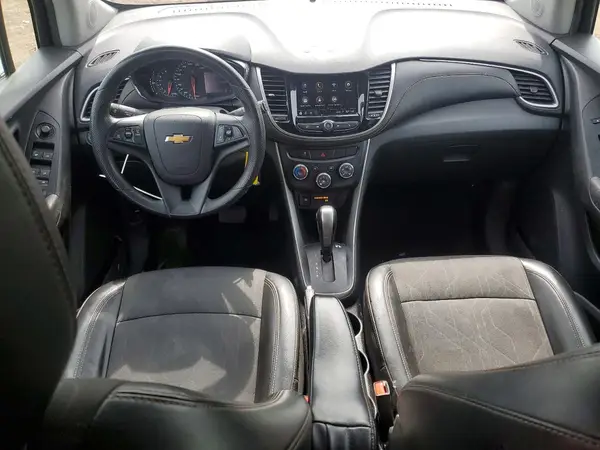 KL7CJPSB1MB323465 2021 CHEVROLET TRAX - Image 8