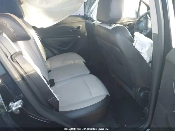 KL7CJPSB1MB328939 2021 CHEVROLET TRAX - Image 8