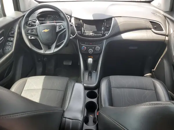 KL7CJPSB1MB331338 2021 CHEVROLET TRAX - Image 8