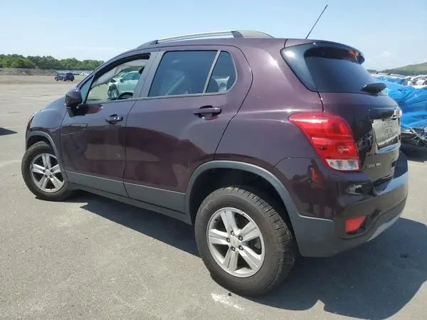 KL7CJPSB1MB333073 2021 CHEVROLET TRAX - Image 2