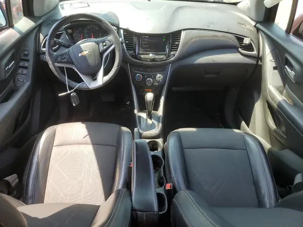 KL7CJPSB1MB333073 2021 CHEVROLET TRAX - Image 8