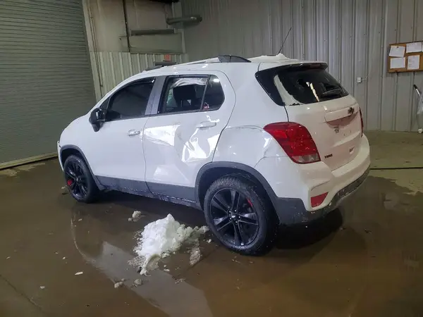 KL7CJPSB1MB342856 2021 CHEVROLET TRAX - Image 2
