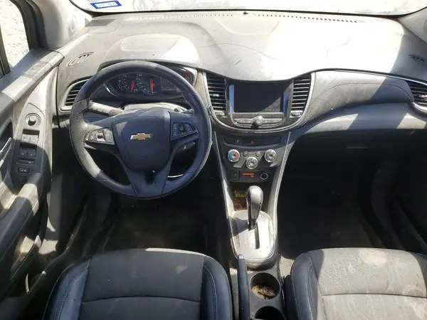 KL7CJPSB1MB352643 2021 CHEVROLET TRAX - Image 8