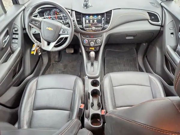 KL7CJPSB1MB359656 2021 CHEVROLET TRAX - Image 8