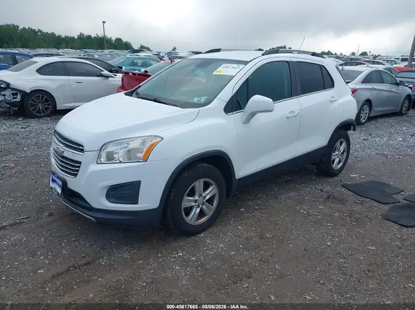 KL7CJPSB2GB512422 2016 CHEVROLET TRAX - Image 2