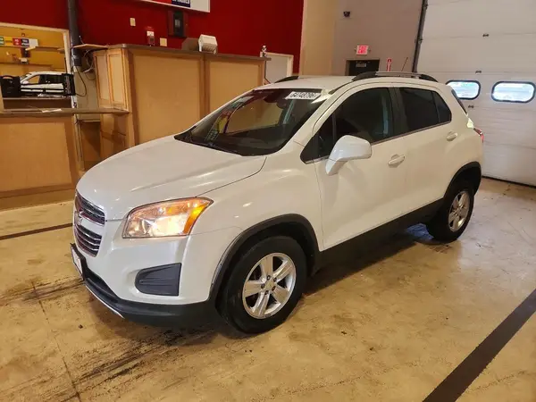 KL7CJPSB2GB632608 2016 CHEVROLET TRAX - Image 1