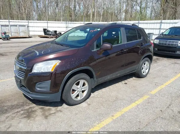 KL7CJPSB2GB694526 2016 CHEVROLET TRAX - Image 2