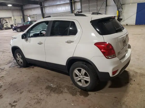 KL7CJPSB2HB153820 2017 CHEVROLET TRAX - Image 2