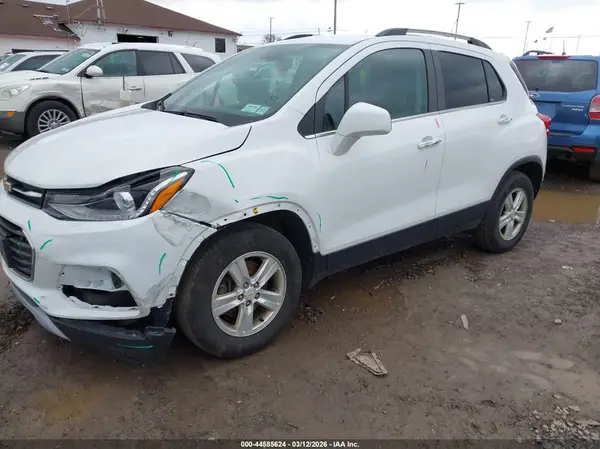 KL7CJPSB2HB211537 2017 CHEVROLET TRAX - Image 2
