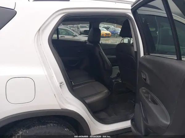 KL7CJPSB2HB220108 2017 CHEVROLET TRAX - Image 8
