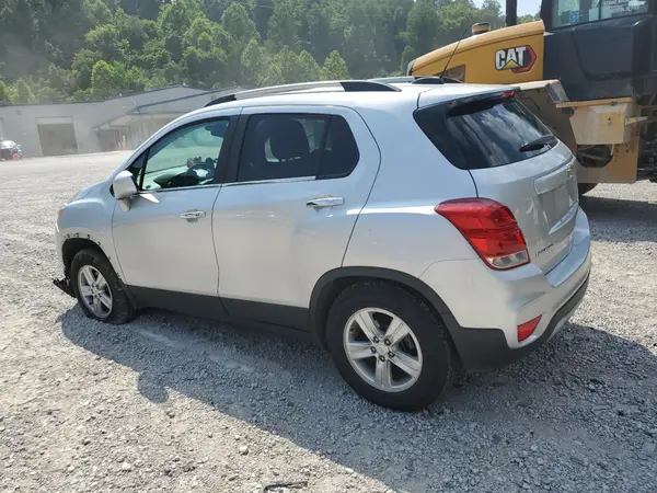 KL7CJPSB2HB238866 2017 CHEVROLET TRAX - Image 2