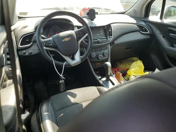 KL7CJPSB2HB238866 2017 CHEVROLET TRAX - Image 8
