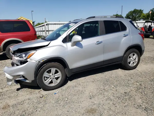 KL7CJPSB2JB581036 2018 CHEVROLET TRAX - Image 1
