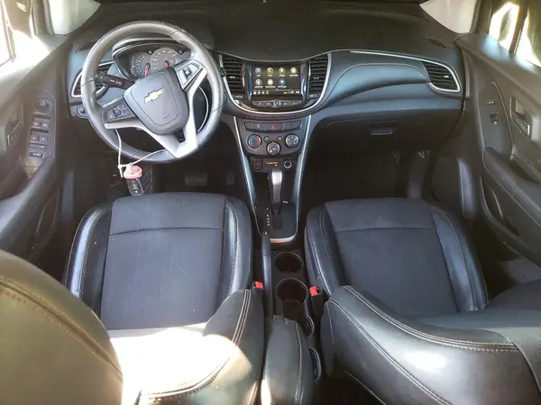 KL7CJPSB2JB590142 2018 CHEVROLET TRAX - Image 8