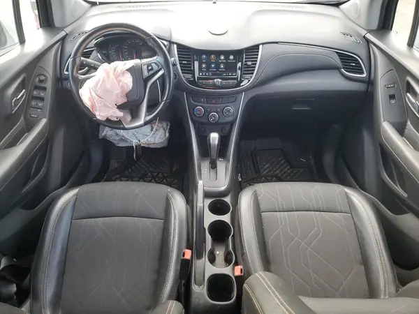 KL7CJPSB2JB7041 2018 CHEVROLET TRAX - Image 8