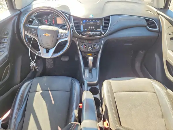KL7CJPSB2JB714118 2018 CHEVROLET TRAX - Image 8