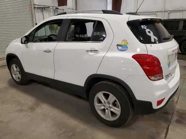 KL7CJPSB2KB753647 2019 CHEVROLET TRAX - Image 2