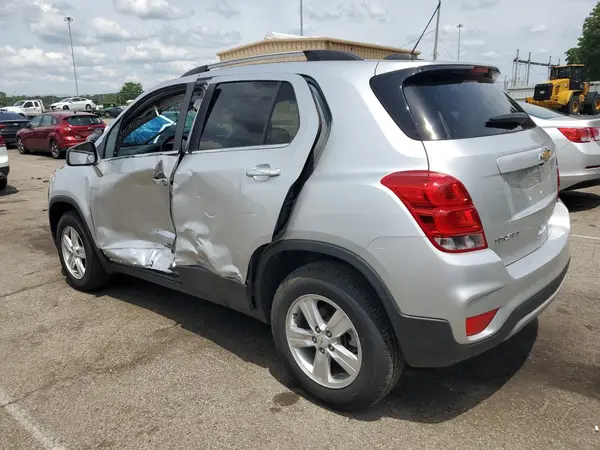 KL7CJPSB2KB756760 2019 CHEVROLET TRAX - Image 2
