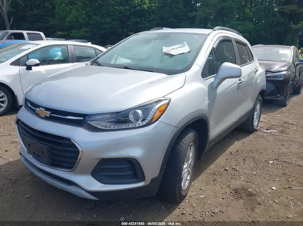 KL7CJPSB2KB759397 2019 CHEVROLET TRAX - Image 2