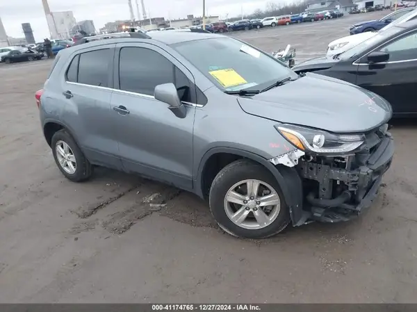 KL7CJPSB2KB761912 2019 CHEVROLET TRAX - Image 1
