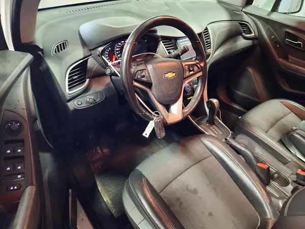 KL7CJPSB2KB819680 2019 CHEVROLET TRAX - Image 8