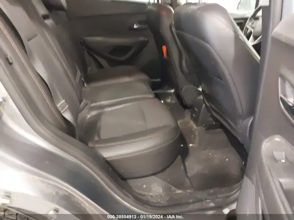 KL7CJPSB2KB844272 2019 CHEVROLET TRAX - Image 8