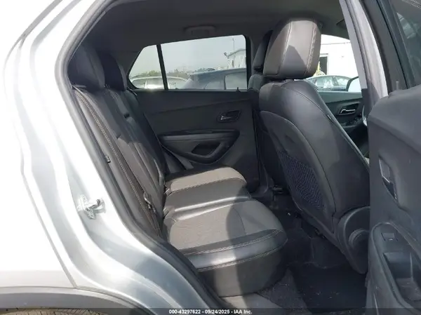 KL7CJPSB2KB859497 2019 CHEVROLET TRAX - Image 8