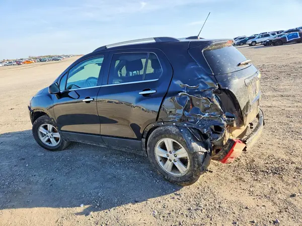 KL7CJPSB2KB879281 2019 CHEVROLET TRAX - Image 2