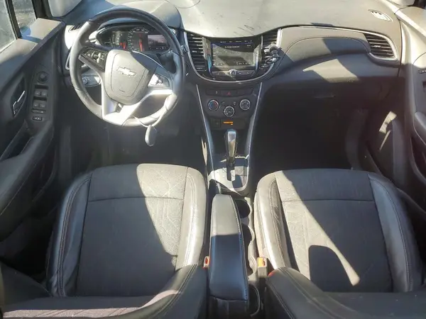 KL7CJPSB2KB879281 2019 CHEVROLET TRAX - Image 8