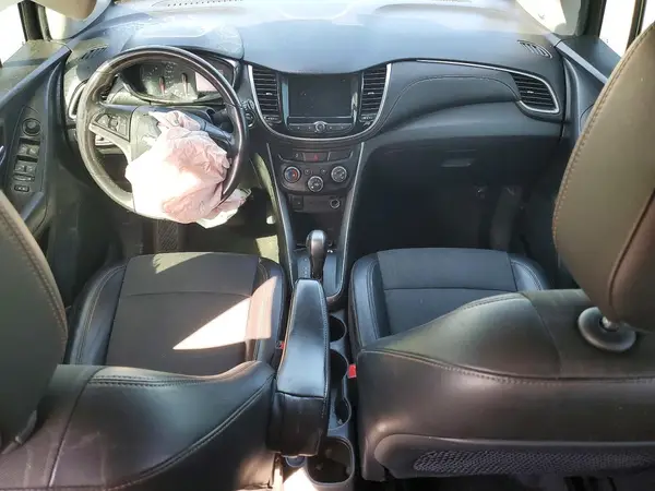 KL7CJPSB2KB887994 2019 CHEVROLET TRAX - Image 8