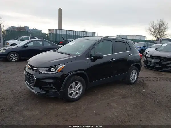 KL7CJPSB2KB896680 2019 CHEVROLET TRAX - Image 2