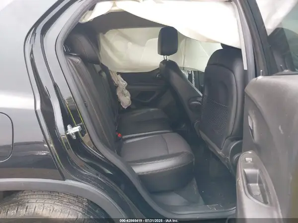 KL7CJPSB2KB897330 2019 CHEVROLET TRAX - Image 8