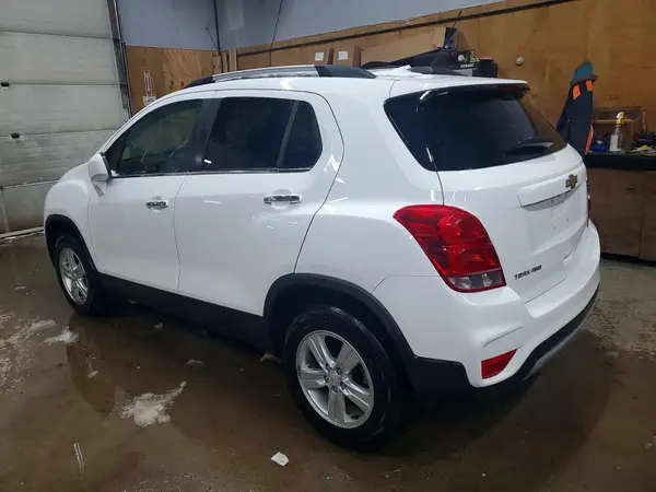 KL7CJPSB2KB925238 2019 CHEVROLET TRAX - Image 2