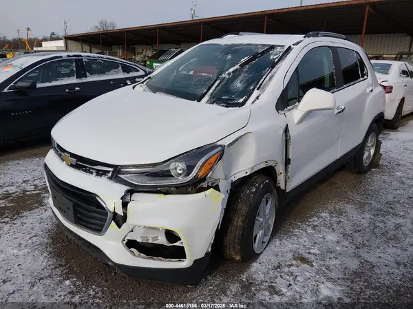 KL7CJPSB2KB940869 2019 CHEVROLET TRAX - Image 2