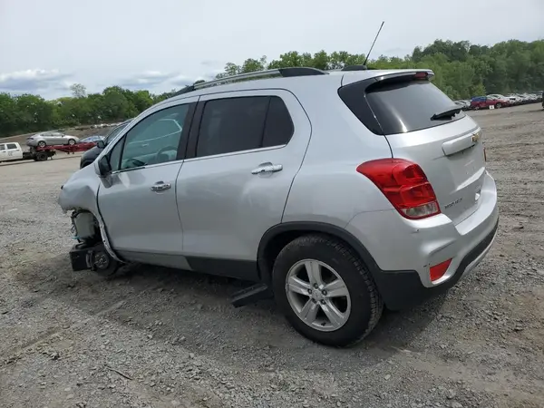 KL7CJPSB2KB950348 2019 CHEVROLET TRAX - Image 2