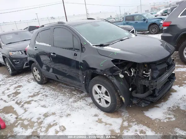 KL7CJPSB2LB069361 2020 CHEVROLET TRAX - Image 1