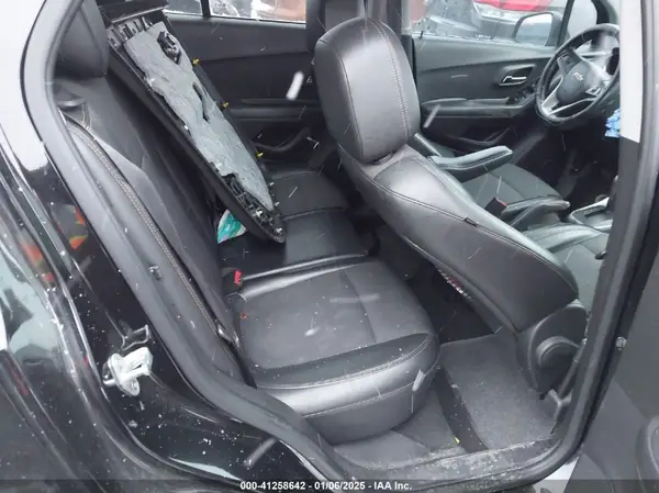 KL7CJPSB2LB069361 2020 CHEVROLET TRAX - Image 8