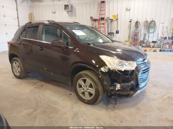 KL7CJPSB2LB326888 2020 CHEVROLET TRAX - Image 1