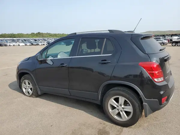 KL7CJPSB2LB336966 2020 CHEVROLET TRAX - Image 2