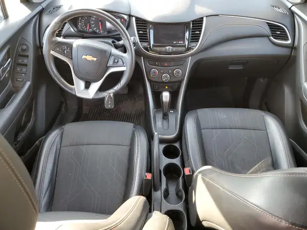 KL7CJPSB2LB337373 2020 CHEVROLET TRAX - Image 8