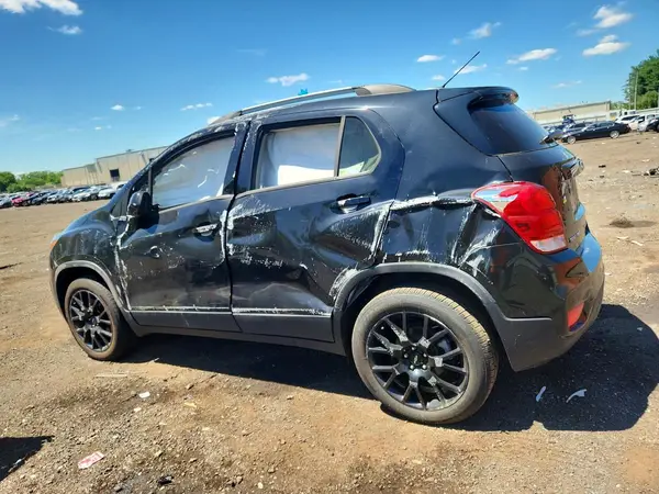 KL7CJPSB2LB348728 2020 CHEVROLET TRAX - Image 2