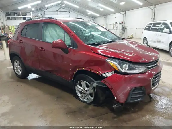 KL7CJPSB2MB320008 2021 CHEVROLET TRAX - Image 1