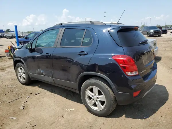KL7CJPSB2MB338024 2021 CHEVROLET TRAX - Image 2