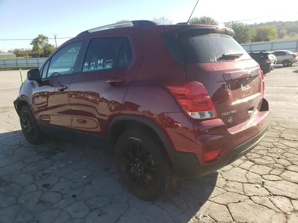 KL7CJPSB2MB356183 2021 CHEVROLET TRAX - Image 2