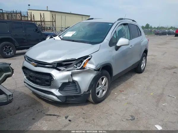 KL7CJPSB2MB358855 2021 CHEVROLET TRAX - Image 2
