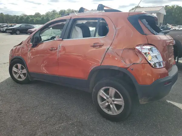 KL7CJPSB3GB534266 2016 CHEVROLET TRAX - Image 2