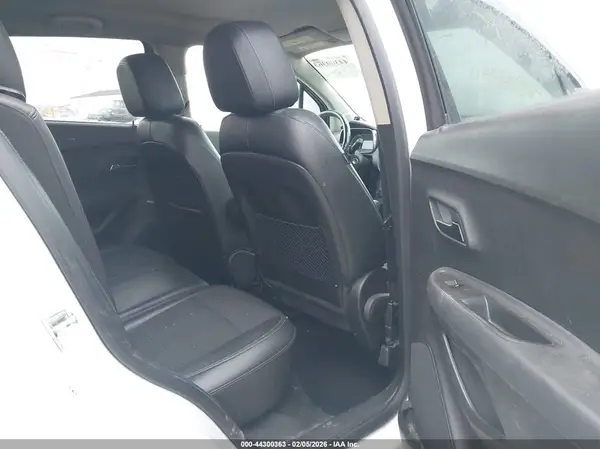 KL7CJPSB3GB548202 2016 CHEVROLET TRAX - Image 8