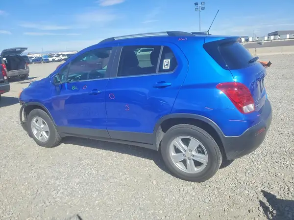 KL7CJPSB3GB618524 2016 CHEVROLET TRAX - Image 2