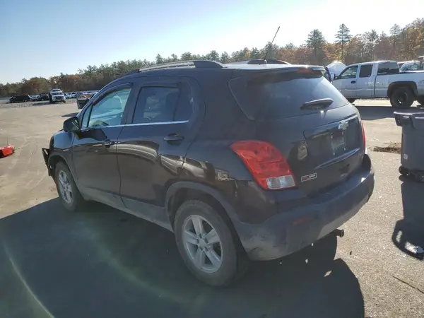 KL7CJPSB3GB637283 2016 CHEVROLET TRAX - Image 2